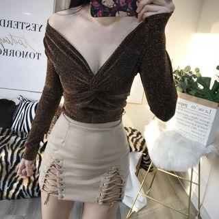 Long-sleeve V-neck Sequined Top