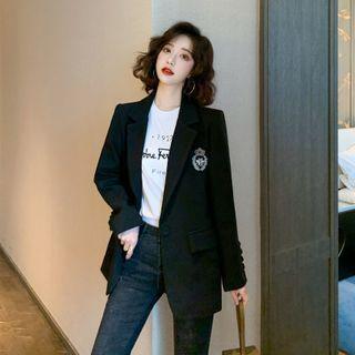 Badge Buttoned Blazer