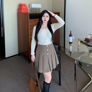 Pleated Button-up Skirt