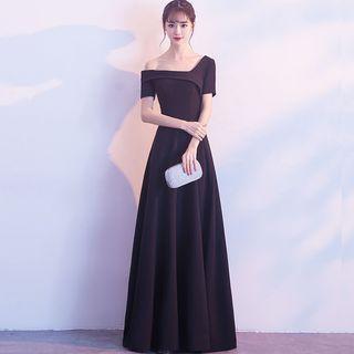 Short-sleeve Prom Dress