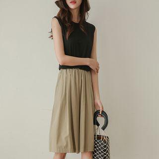 Flared Knee-length Skort