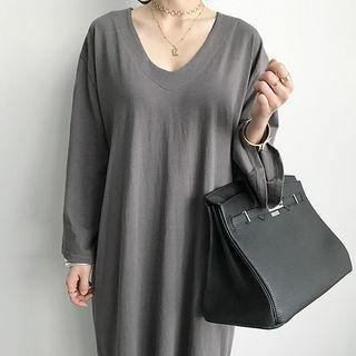 V-neck Dip-back Long T-shirt Dress