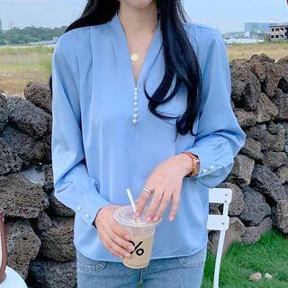Long-sleeve Button-front Blouse