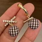 Houndstooth Disc Rhinestone Alloy Dangle Earring 1 Pair - Gold - One Size