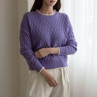 Piped Scallop-edge Knit Top