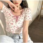 Short-sleeve Floral Print Crop Top Pink & White - One Size