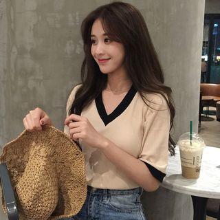 Elbow-sleeve Contrast-trim Top
