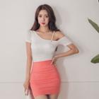 Asymmetric-shoulder Slim-fit T-shirt