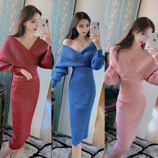 Set: V-neck Sweater + Midi Knit Pencil Skirt