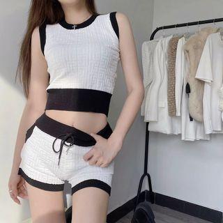 Set: Contrast Trim Tank Top + Shorts Set Of 2 - Top - Black & White - One Size / Shorts - Black & White - One Size