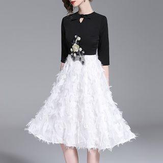 Elbow-sleeve Embroidered Feather A-line Dress