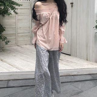 Off Shoulder Blouse / Floral Print Wide-leg Pants