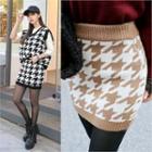 Houndstooth Knit Mini Skirt