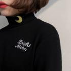 Embroidered Turtle-neck Slim-fit Long-sleeve Top