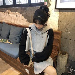 Set: Turtleneck Sleeveless Dress + Color Block Hoodie
