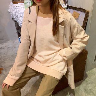 Single-button Blazer / Striped Long-sleeve T-shirt
