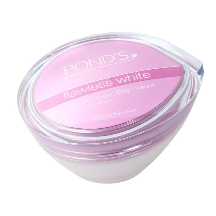 Ponds - Flawless White Ultra Luminous Day Cream Spf 15 Pa++ 50g