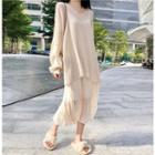 Sleeveless Crinkled Midi Dress / Long-sleeve Knit Top