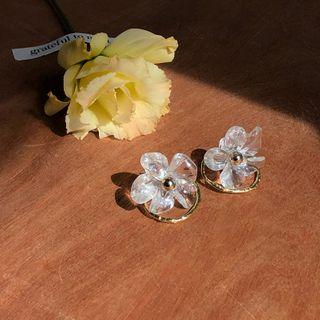 Resin Flower Earring 1 Pair - Stud Earrings - One Size