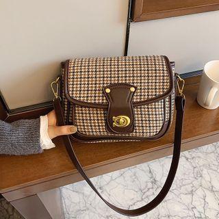 Twist-lock Houndstooth Flap Crossbody Bag