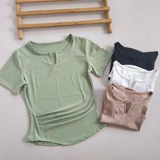 Short-sleeve Notch Neck Sports T-shirt