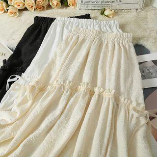 Embossed Tie-side Ruffled Midi Skirt