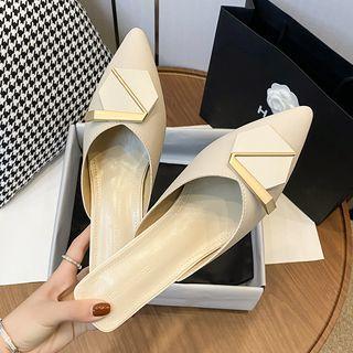 Geometric Buckled Mules