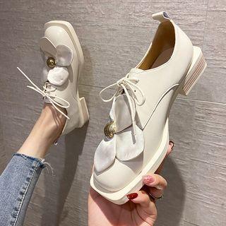 Flower Detail Block Heel Lace Up Shoes