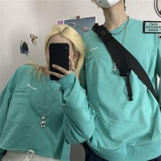 Front Pocket Lettering Pullover / Cropped Pullover