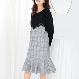 Mock Two-piece Lace Trim Long-sleeve Dress Black - One Size