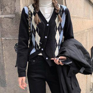 Argyle Cardigan / Turtleneck Knit Top / Straight-fit Jeans