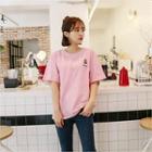 Short-sleeve Embroidery T-shirt (5 Designs)