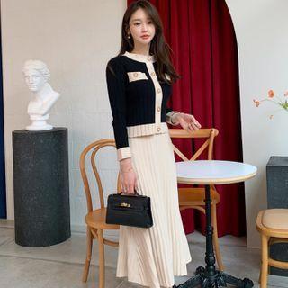 Set: Long-sleeve Contrast Trim Knit Top / Midi A-line Skirt