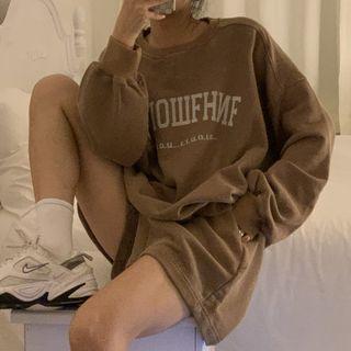 Oversize Collar Lettering Sweatshirt / Sweat Shorts