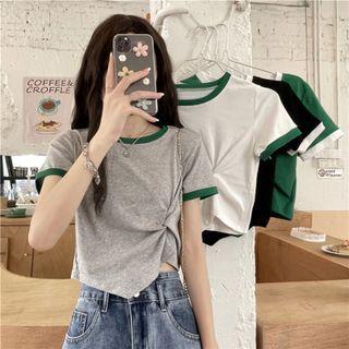Contrast Trim Asymmetrical Short-sleeve Top