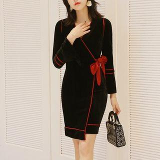 Long-sleeve Contrast-trim Bow-accent Mini Velvet Dress