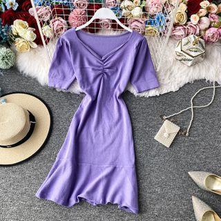 V-neck Ruched Short-sleeve Knit Dress
