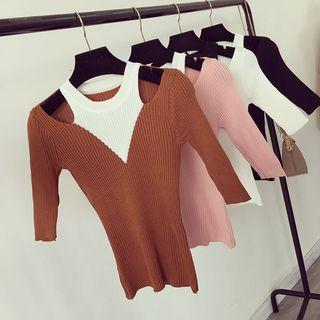 Elbow-sleeve Cut Out Knit Top