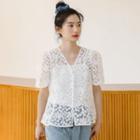 Set: Short-sleeve V-neck Lace Top + Camisole Top