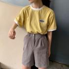 Contrast Trim Short-sleeve T-shirt / High Waist Cargo Shorts