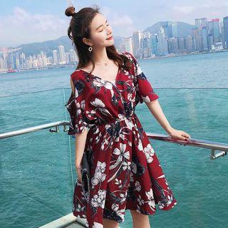 V-neck Printed Cutout Shoulder Short-sleeve Dress