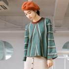 Contrast Stripe Round Neck Knit Top