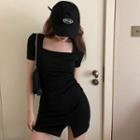 Short-sleeve Square Neck Plain Slim Fit Dress Black - One Size