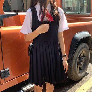 Tie Neck Short-sleeve Shirt / Pleated Jumper Dress