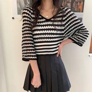 3/4-sleeve V-neck Striped Knit Top Stripe - Black & White - One Size