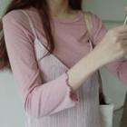 Set: Plain 3/4-sleeve T-shirt + Pleated Midi Dress