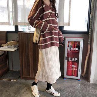 Striped Sweater / Midi H-line Skirt