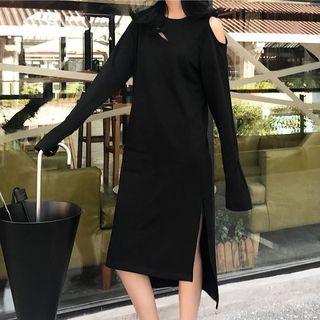 Plain Cut Out Shoulder Long Sleeve Midi Dress