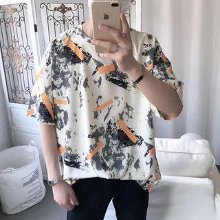 Short-sleeve Graffiti Print T-shirt
