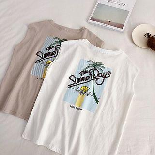 Picture Print Sleeveless Top